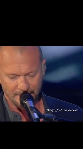 L' Amore è anche lasciare liberi di andare...❤️ #biagioantonacci #seioselei #cantautoriitaliani #musicaitaliana | Biagio fortuna che ci sei