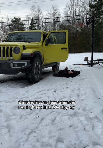 Tips for Climbing Into Your Jeep Wrangler Safely