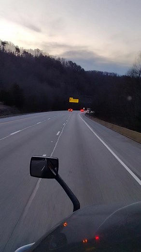 Sliding Down Monteagle Tennessee #truckerlife I don't own the music rights | Joe Burdge