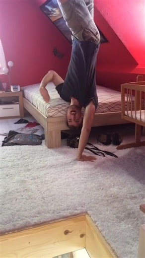 Tutorial on my page 🤯 #opticalillusion #magic #illusion | Kevkevkiwi