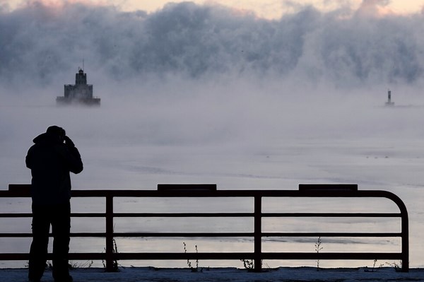 More than half the US threatened with ice, snow and cold in massive winter storm