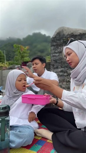 Lucu Banget!!! Shanum Makan Apa itu Ya 😱😱😱 #shorts #funny #numnum