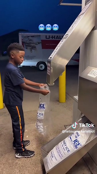 Ice Prank #prank#funny#fyp#foryou#longervideo