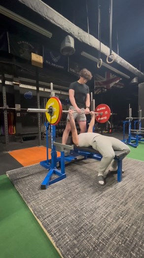 Bench Press 225 (102.5kg) Challenge 2025 10 of our 23 High School Athletes repped 225 for 1 or more in our annual combine challenge @worku_yohannes52 with 14 @andr3.b_ with 14 @frebby.lifts with 14 @adambregie with 12 @arthbabbar with 8 @j0dy.p with 5 @peteadamkcary with 5 @martim_c08 with 4 @walty4pr with 1 and a Personal Best @lev__.h with 1 and a Personal Best #combine #football #strenthtraining #communitysupportedfitness #bethesdamoms #strongestgyminmaryland | 495 Strength and Performance