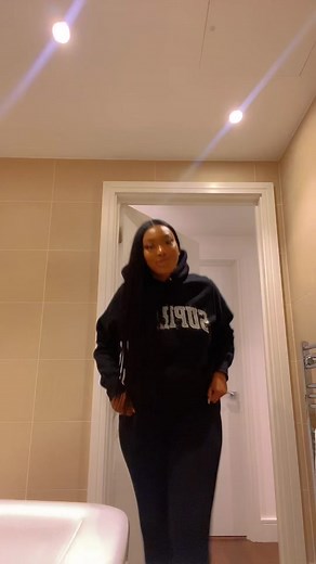It’s Fridayyy 🤪 uno what typa time I’m on 🤣 song & DC: @cristaleyy #fyp