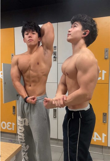 Adam poo n Joseph shit @Jacob #adamyu #josephshin #korean #physique #gymmotivation