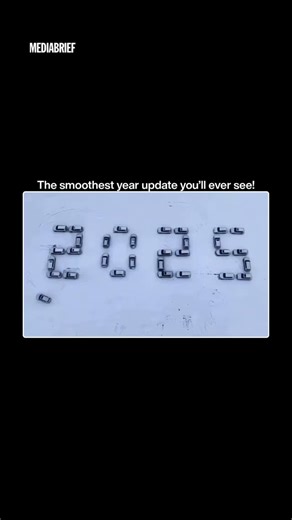 1.5K reactions · 4 comments | This 26-second film turns a snowy field into a giant LCD screen. Silver SUVs move like pixels, using minimal motion to transform 2025 into 2026, a masterclass in spatial awareness, geometry, and precision driving! . . #newyear #suv #2025 #2026 #explorepage #instagram #mediabrief | MediaBrief.com | Facebook