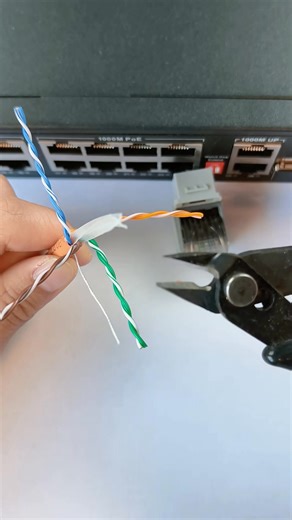 Master the network module in 30s! #NetworkModule #Ethernet #RJ45 #Toolless #Cabling #TechTutorial #DIYNetworking #InstallerLife #ampcom | Ampcom