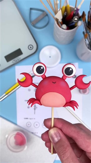 Easy Cake Decorating with Templates from Crumb Avenue