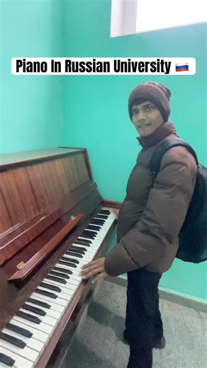 Do you know How to Play Piano?🇷🇺😅 #russia #piano #abroad #studentlife