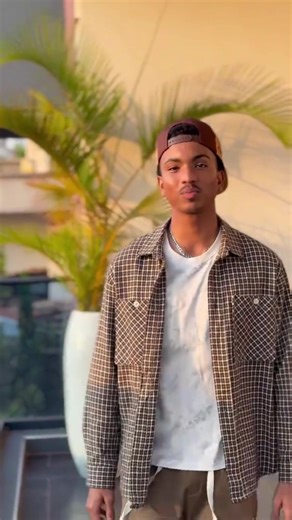 Elite High School: Grooming Stars in 'The Legend'