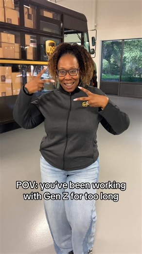 UPSjobs on Instagram: "Clocking out with a ✌️ and a paycheck that never skips a week. UPS is hiring, apply now at upsjobs.com. 💼🔥"