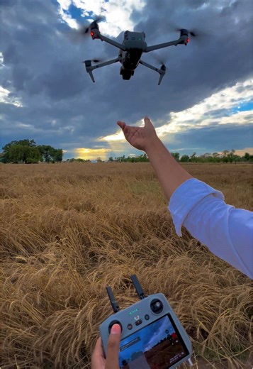 3S Flying Drone Features