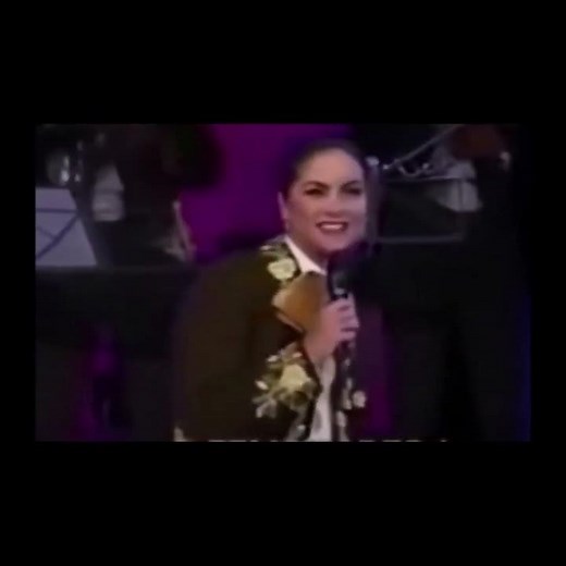 Lucero's fart on "Siempre en domingo" (full video)