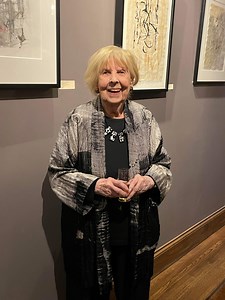 WATCH: Looking Out, Looking In: Meet cytologist-turned-artist Catherine Keebler - Medill Reports Chicago