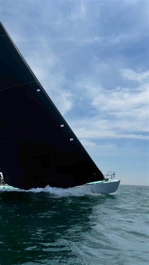 Classic yachts were cruising around Narragansett Bay at the 2025 Tiedemann Classics Regatta this weekend. Don’t they look beautiful? 🤩 | New York Yacht Club Regattas