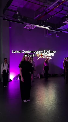 Beginner Lyrical Contemporary Dance Class in Berlin
