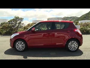 How to move in reverse in a manual car