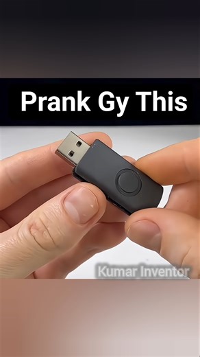 How To Make Prank Pendrive At Home || पेनड्राइव कैसे बनाएं घर || #shorts #ytshorts #lifehacks #diy
