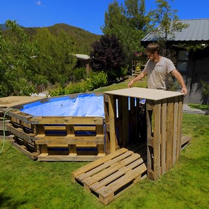 8.6M views · 50K reactions | 2 creative ways to build a backyard pool!  | 5-Minute Crafts | Facebook