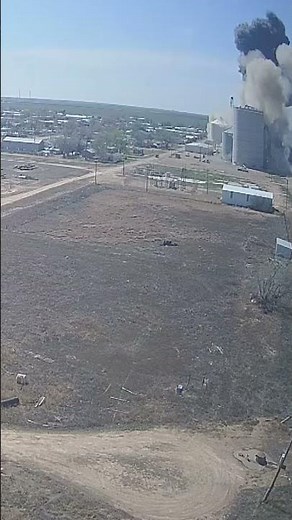 Grain elevator explodes in Texas injuring 5 people