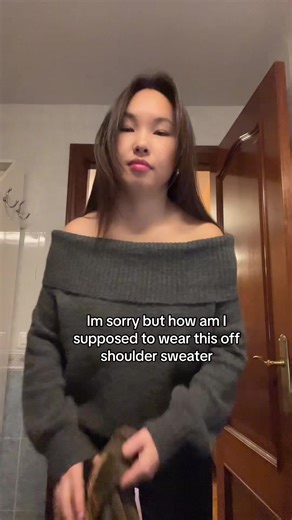 How to Style Off-Shoulder Sweaters: Fashion Tips
