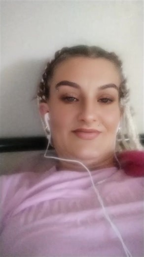 beautifulkirsty (@kirsty.80)’s videos with original sound - XMUSIC