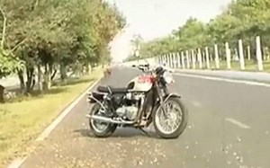 Triumph's new motorcycle Bonneville T100 ridden