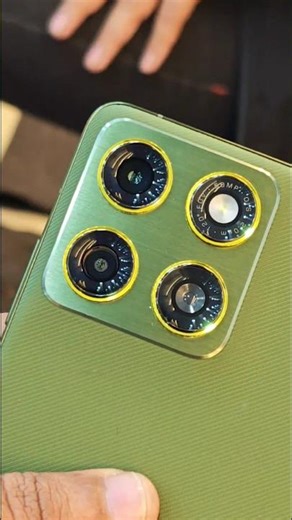 Motorola Edge 70 Bronze Green 💚 | Hands-On Review & Premium Look 🔥