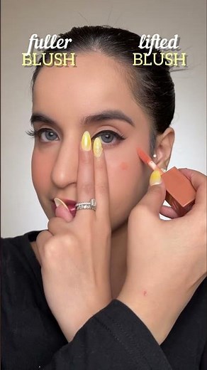 WHICH SIDE IS YOUR FAV???? Link in Description ✨ #makeupaddict #makeuptutorial #blush #maybelline