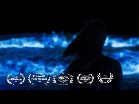 Fireflies of the Night: A Dance of Bioluminescence