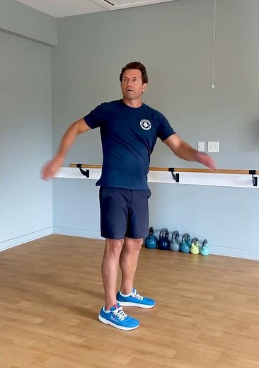 Alternating Trunk Rotation