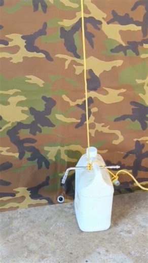 A tutorial on techniques for hoisting things by oneself, using a rope and a piece of iron.