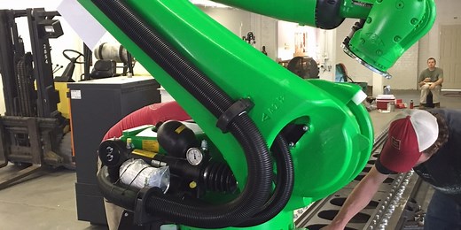 Kuka Investor to Sell 25% Stake to Chinese Bidder Midea