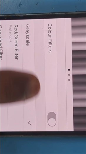 How to turn off Gray , black and white screen mode #iphone #blackscreen #grayscalecoloring