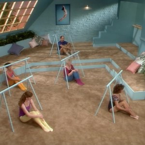 Here’s a Monday challenge for you. The Callanetics “Open and Close” exercise. How many can you do? 😄💖😄💖 Try this in Callan’s “AM/PM Callanetics” video, now available on DVD from Amazon: USA DVDs - http://amzn.to/2DZeY2T UK DVDs - http://amzn.to/2DqPzhm CANADA DVDs - https://amzn.to/3kd79uW #callanetics #fitness #barre | Callanetics