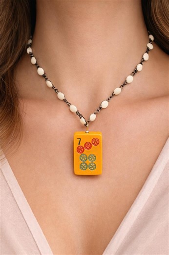 Necklace Vintage Bakelite Mahjong Tile Number 7 Enamel Circle Chain - Etsy