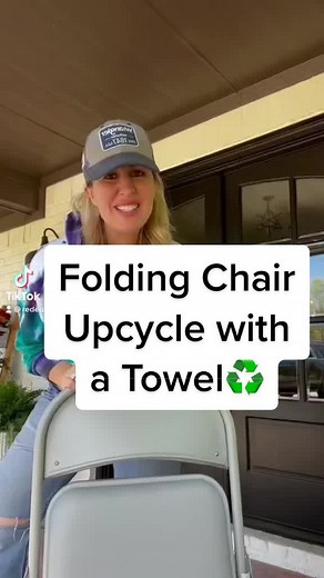 DIY Upcycled Folding Chair with Old Towel