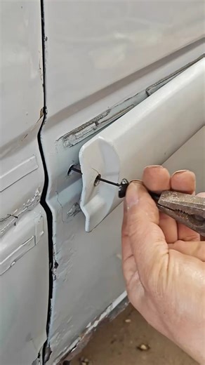 Versatile Strap Clamp for Tightening & Repair – Secure Joints in Seconds!