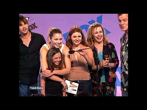 7th Heaven cast - Teen Choice Awards 2001 Jessica Biel Beverley Mitchell Barry Watson Adam LaVorgna