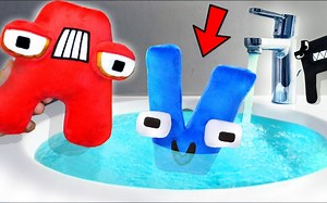 玩具成精了！卡通字母人玩真心话大冒险，小V被丢进水池里了_哔哩哔哩_bilibili