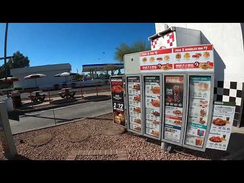 Rally's Drive-Thru, Spicy Chicken Sandwich, 343 W McKellips Rd, Mesa, Arizona, 3 February 2022