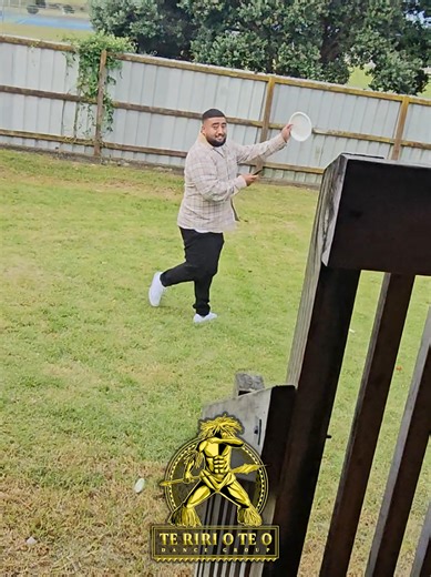 The Art of the Fake Phone Call: A Fun Trick to Avoid Picking