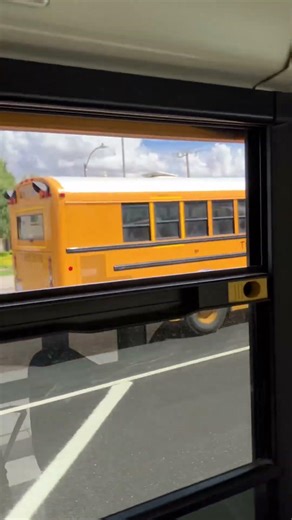 Bus 19 2021 IC RE