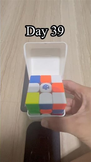 Day 39 of solving a Rubik cube everyday until I become famous