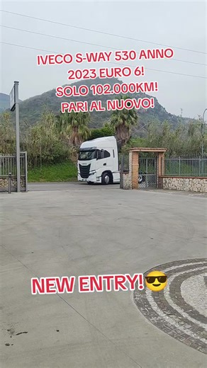 💣💣💣NEW ENTRY!!!💣💣💣 🔝🔝🔝🔝🔝🔝🔝🔝🔝🔝🔝 😎PARI AL NUOVO!😎 IVECO S-WAY 530 EURO 6! KM 102.000 ORIGINALISSIMI!!! ANNO 2023 CAMBIO AUTOMATICO ED INTARDER, COMPUTER DI BORDO, COMANDI AL VOLANTE, SEDILE PNEUMATICO, BLUETOOTH, NAVIGATORE GRANDE, MP3 CON LETTORE CD, FRIGO, ARIA CONDIZIONATA, CHIUSURE PORTE CENTRALIZZATE CON TELECOMANDO. VETRI E SPECCHI ELETTRICI, DOPPIO SERBATOIO, IMPIANTO IDRAULICO, CERCHI IN LEGA! CARENATO!!! GOMMATO!!! IN PERFETTE CONDIZIONI!!!! DISPONIBILE PER QUALSIASI PR
