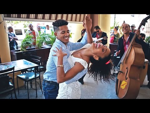 Son Cubano En Vivo - Hotel Inglaterra, Lisandra García AloCubano. #SalsaCubana #SonCubano