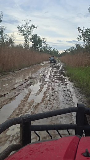 nt wet season things haha can't park there mate 🤣 #nt #wetseason #bogged #honda700pion #territorymongrels #dayinthelive #yarnoftheday