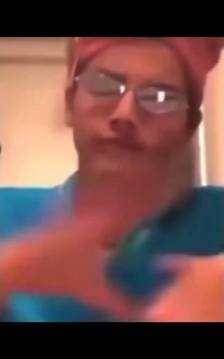 guy slaps screen (not my vid) (save this for the right moment)