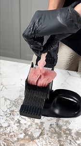 16K views · 38 reactions |  Slice in Seconds  Make cooking easier with our quick meat cutter – speed, precision, and safety in one tool. ‍ #MeatCutter #KitchenTools #CookingMadeEasy #HomeChef #KitchenEssentials | Home Kitchen Supplies | Facebook